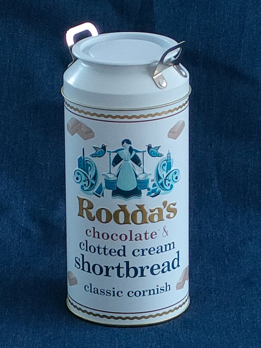 Rodda's chocolate & clotted cream shortbread churn