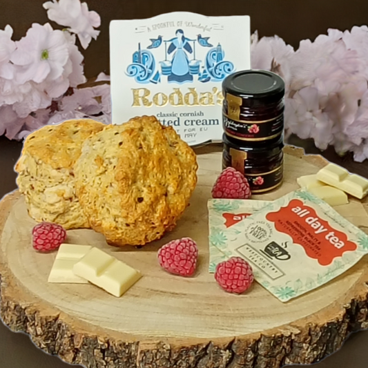 Raspberry and white chocolate cream tea for one