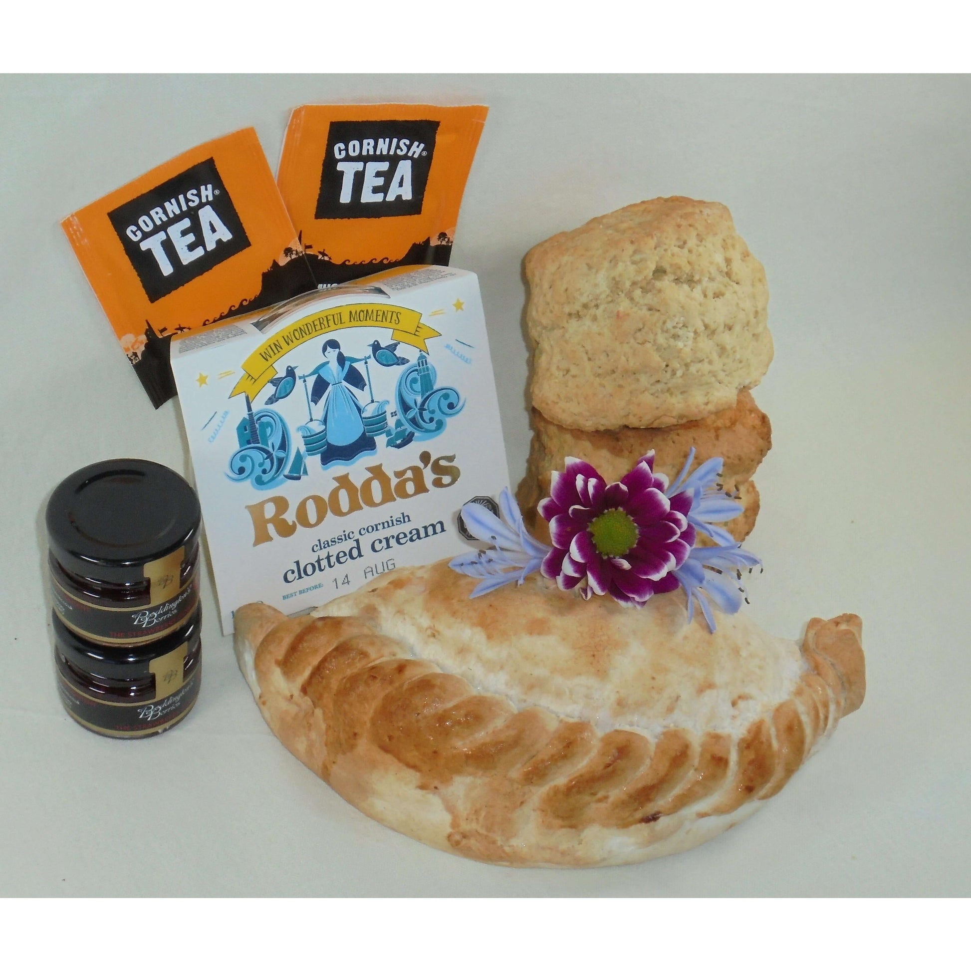 'Proper Job' for one - Cream tea with pasty - The Cornish Scone Company